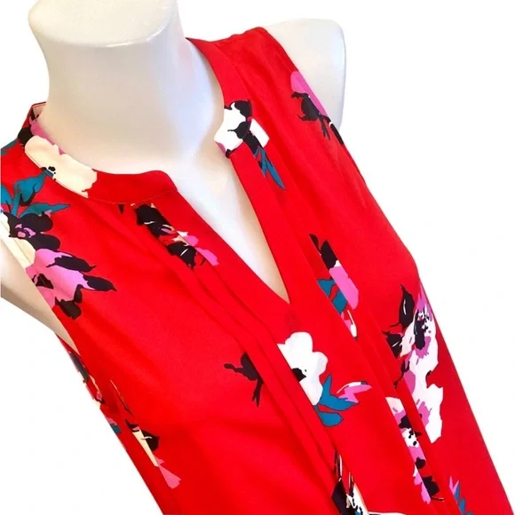 Hawthorn Sleeveless Blouse - Picture 3 of 14